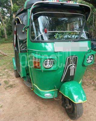 Bajaj Three Wheel 2012