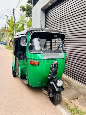 Bajaj 2 stroke 2005 - பயன்படுத்தப்பட்டது முச்சக்கர வண்டி sale in Sri Lanka - patpat.lk