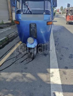 Bajaj Three Wheel 2006