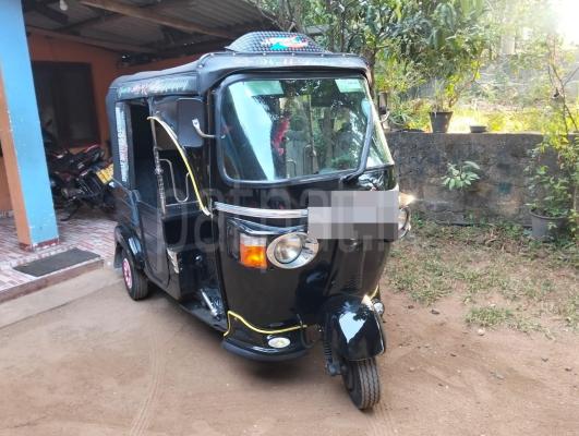Bajaj 4 stroke 2013 - Used Three wheeler sale in Sri Lanka - patpat.lk