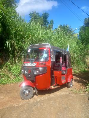 Bajaj 4 stroke 2017 - Used Three wheeler sale in Sri Lanka - patpat.lk