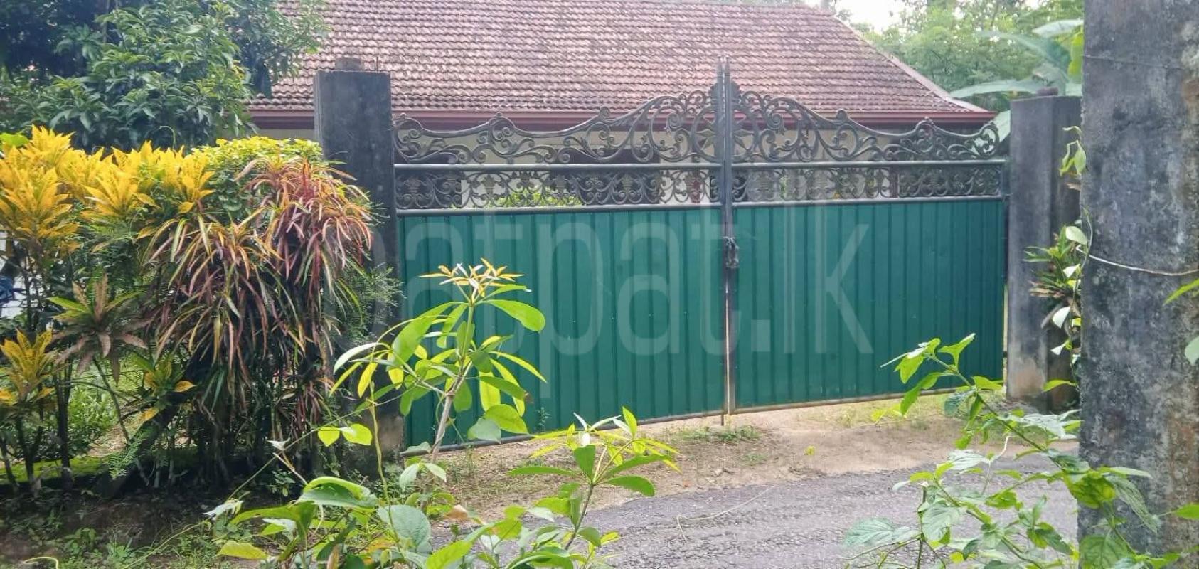 House for Sale in Kirindiwela