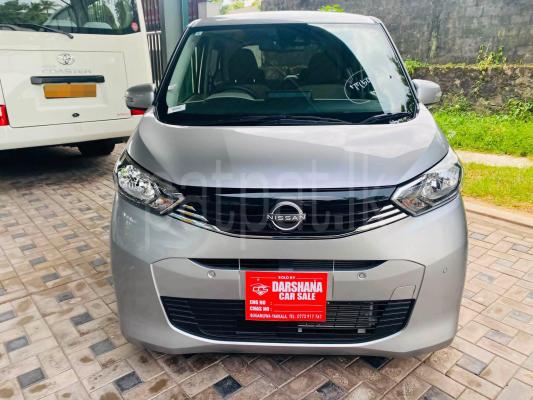 Nissan DAYZ HIGHWAY STAR 2024 -  கார் sale in Sri Lanka - patpat.lk
