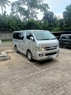 Toyota HIACE GL  2005 - Used Van sale in Sri Lanka - patpat.lk
