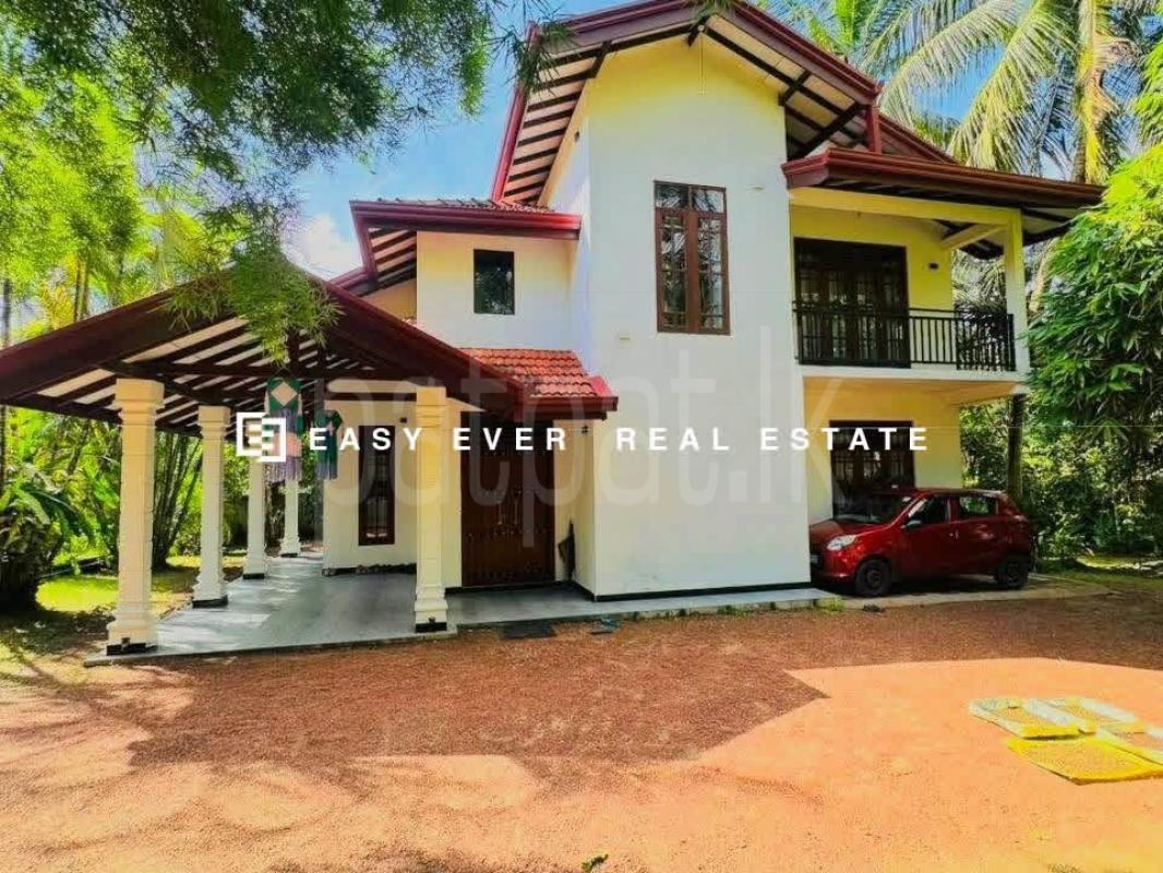 House for Sale in Nittambuwa