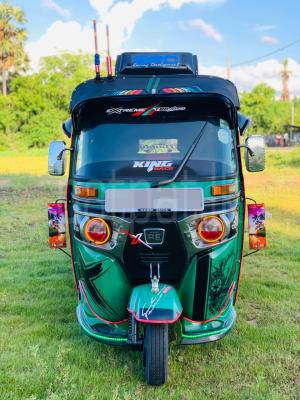 Bajaj 4 stroke 2017 - Used Three wheeler sale in Sri Lanka - patpat.lk