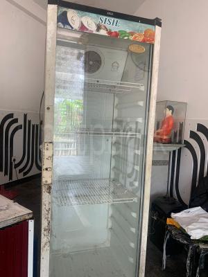 Used refrigerator showcase