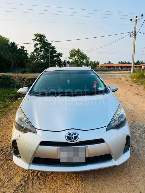Toyota Aqua 2012 -  කාර් sale in Sri Lanka - patpat.lk