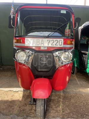 Bajaj Three Wheel 2015 - Used Three wheeler sale in Sri Lanka - patpat.lk