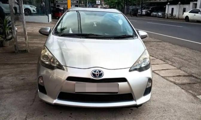 Toyota Aqua 2013 - භාවිතා කරන ලද කාර් sale in Sri Lanka - patpat.lk