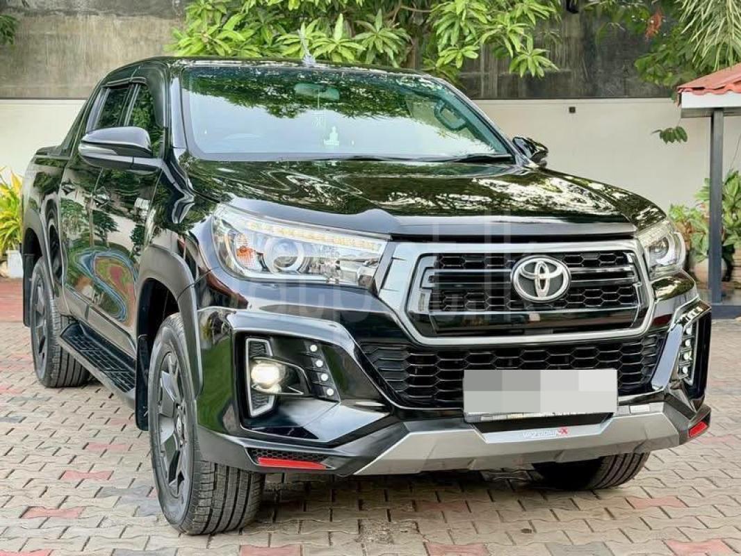 Toyota Hilux 2020 - අලුත් භාණ්ඩ ප්‍රවාහන sale in Sri Lanka - patpat.lk