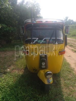 Bajaj Three Wheel 2004