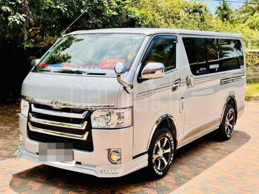 Toyota Hiace 2011 - Used Van sale in Sri Lanka - patpat.lk
