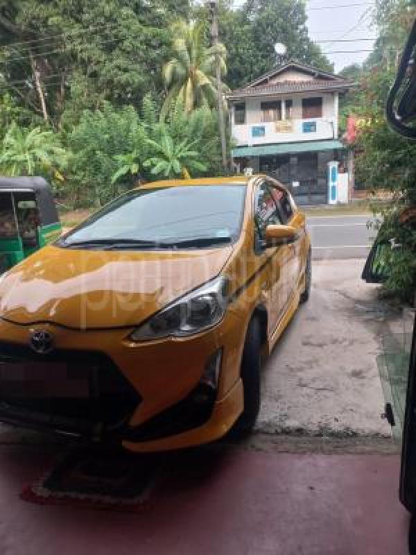 Toyota Aqua 2015 - Used Car sale in Sri Lanka - patpat.lk