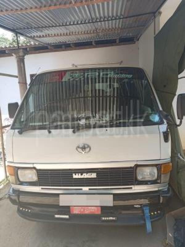 Toyota Hiace 1995 - භාවිතා කරන ලද වෑන් රථය sale in Sri Lanka - patpat.lk