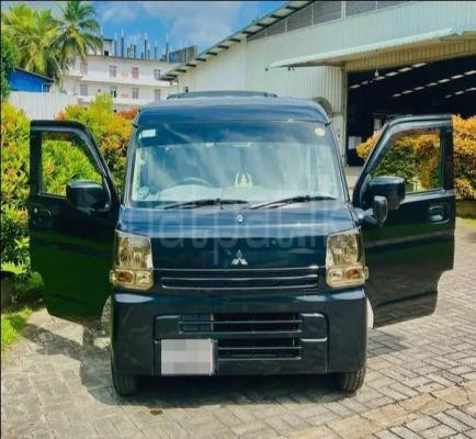 Mitsubishi Minicab 2017 - பயன்படுத்தப்பட்டது வேன் sale in Sri Lanka - patpat.lk