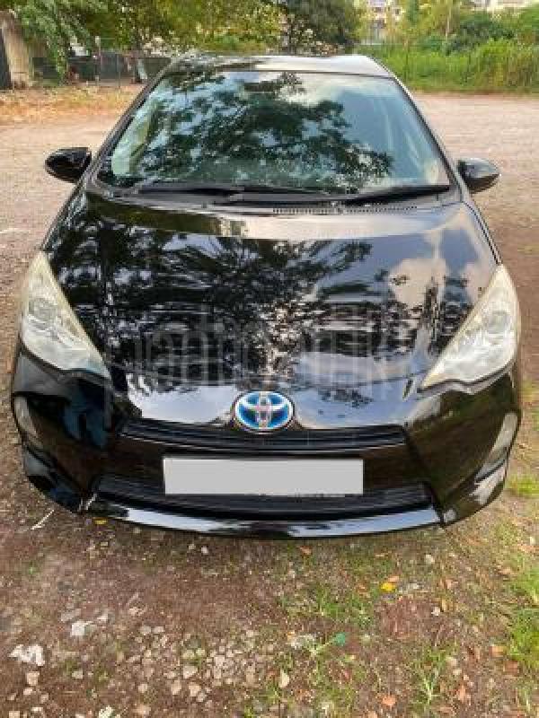 Toyota Aqua 2014 -  කාර් sale in Sri Lanka - patpat.lk