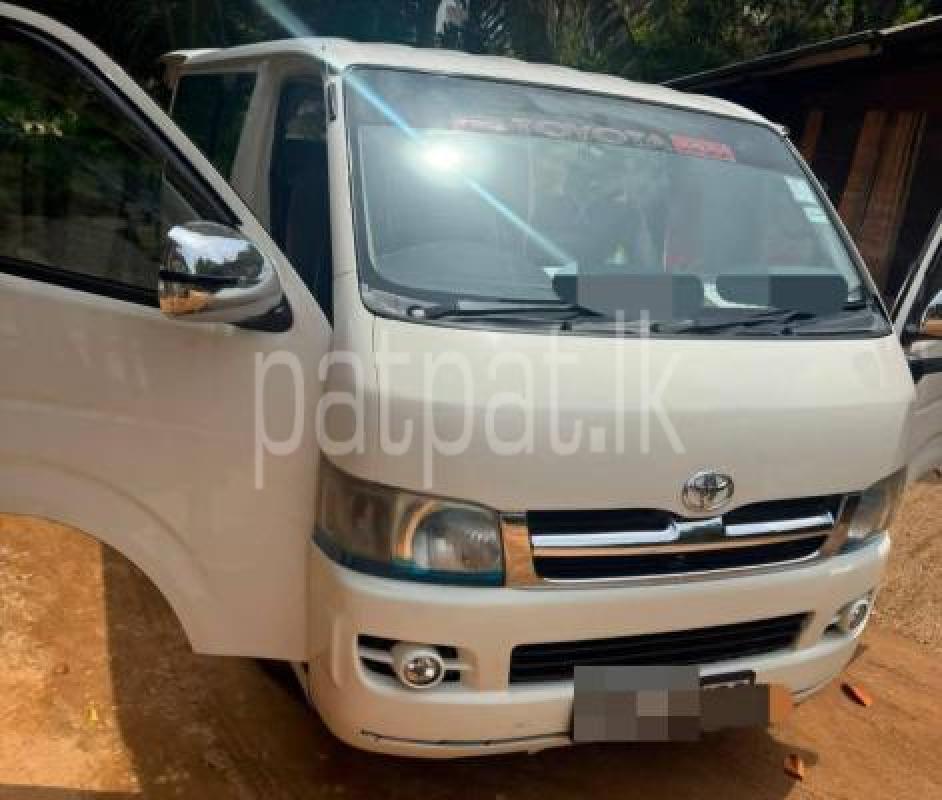Toyota Hiace 2007 -  වෑන් රථය sale in Sri Lanka - patpat.lk