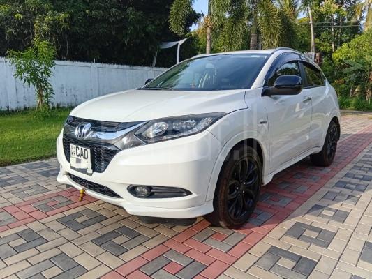 Honda Vezel 2014 - Used SUV sale in Sri Lanka - patpat.lk