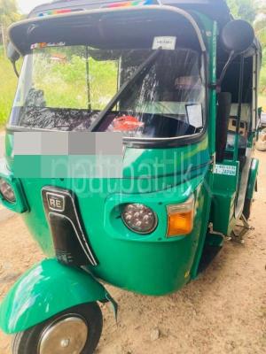 Bajaj Three Wheel 2011