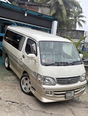 Toyota Hiace 2000 - Reconditioned Van sale in Sri Lanka - patpat.lk