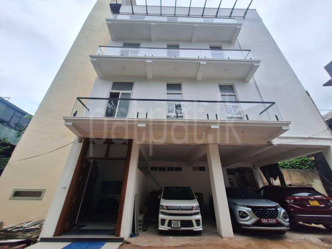 House for Rent in Kollupitiya (Colombo 03)