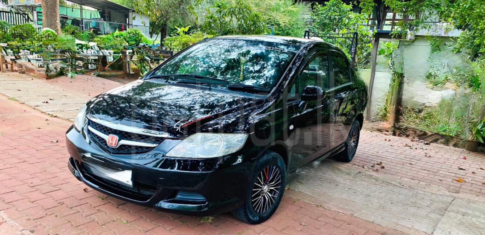Honda Fit 2007 -  කාර් sale in Sri Lanka - patpat.lk