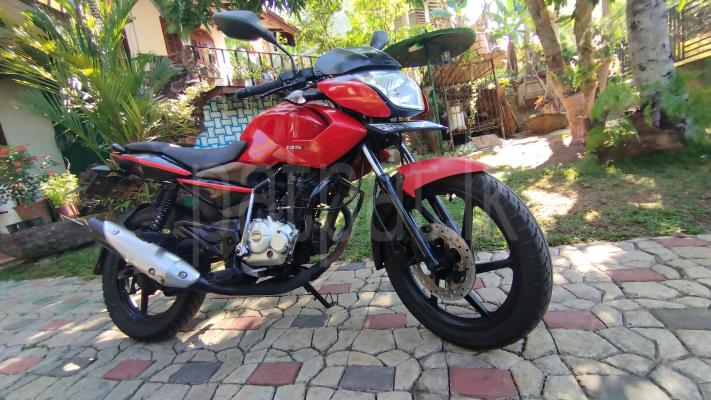 Bajaj Pulsar 2015 - Used Bike sale in Sri Lanka - patpat.lk