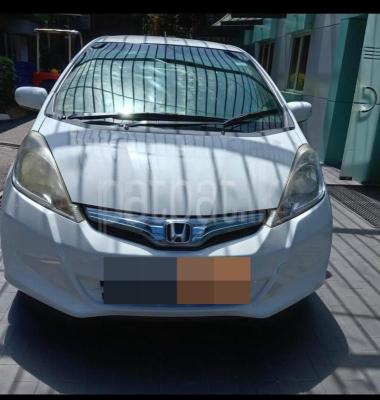 Honda Fit 2011 - பயன்படுத்தப்பட்டது கார் sale in Sri Lanka - patpat.lk