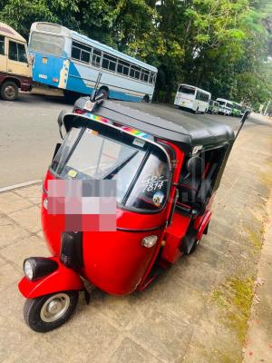 Bajaj Three Wheel 2002