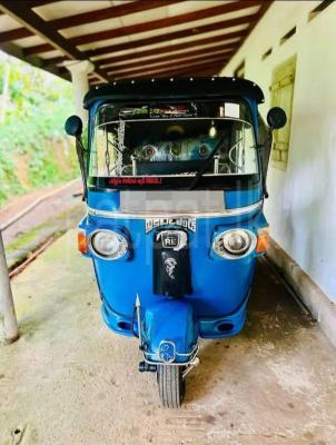 Bajaj Three Wheel 2010