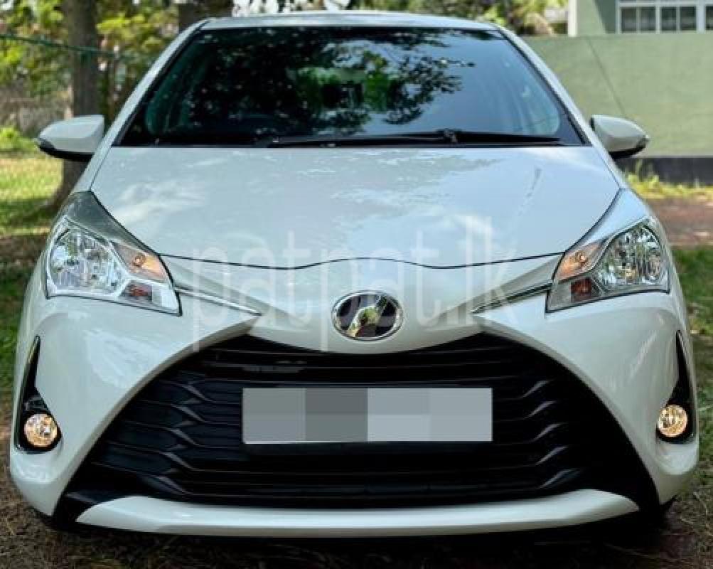 Toyota Vitz 2018 - பயன்படுத்தப்பட்டது கார் sale in Sri Lanka - patpat.lk