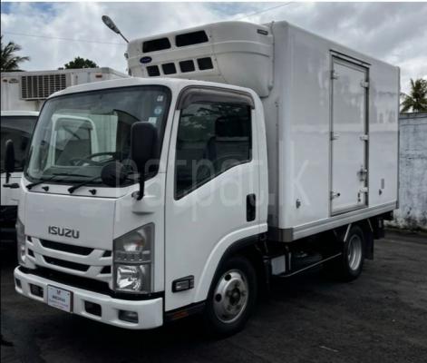 Isuzu ELF 2017 - பயன்படுத்தப்பட்டது டிரக் sale in Sri Lanka - patpat.lk