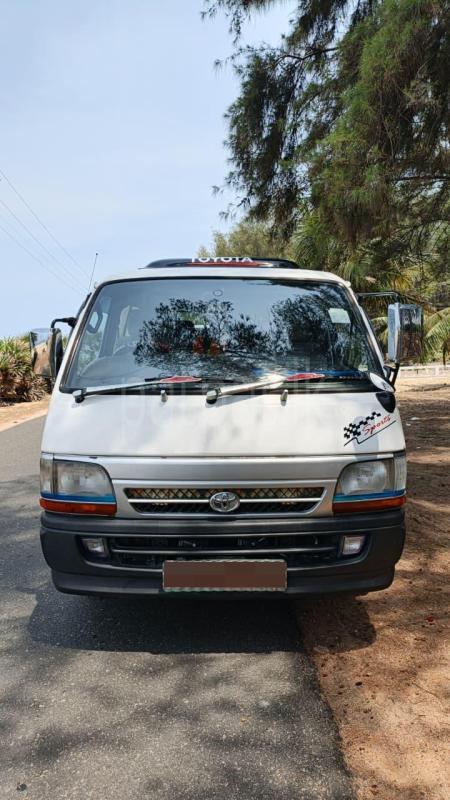 Toyota LH113 1990 -  Van sale in Sri Lanka - patpat.lk