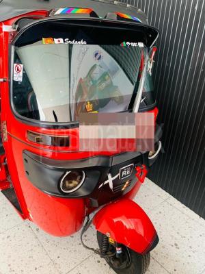 Bajaj Three Wheel 2020