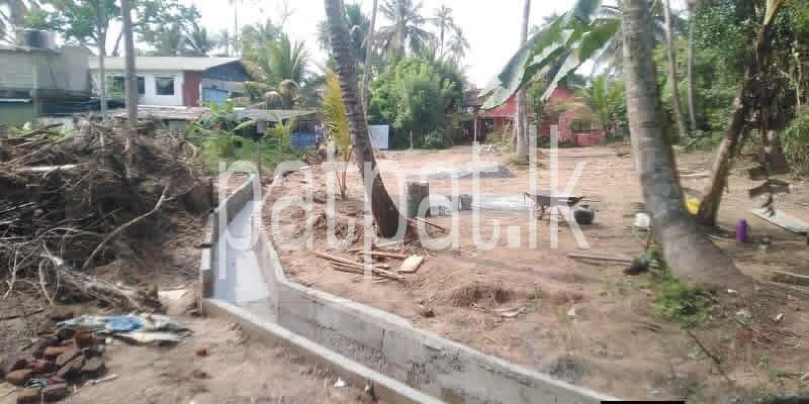 Residential Land for Sale in Wariyapola