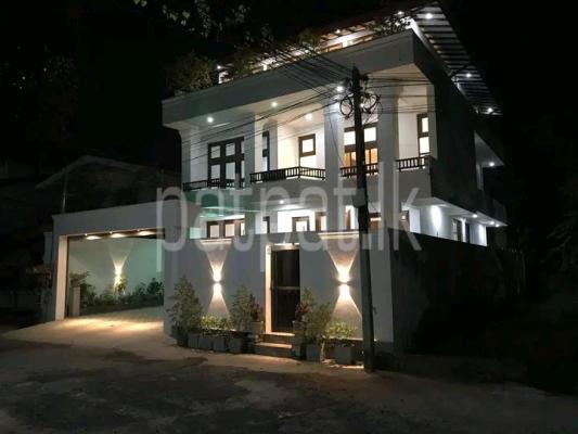 premium-listing-image