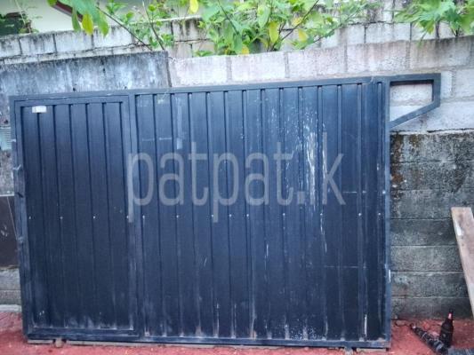 Iron Gate for Sale (6ft × 8.5ft)