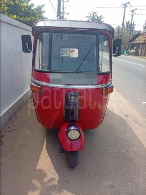 Bajaj Three Wheel 2007
