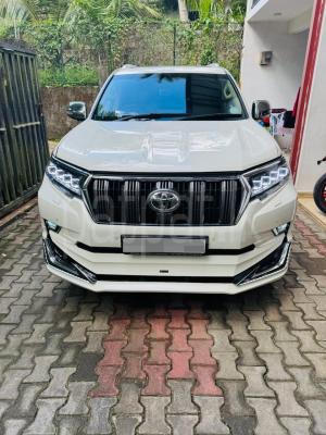 Toyota Land Cruiser Prado 2014 - பயன்படுத்தப்பட்டது SUV sale in Sri Lanka - patpat.lk