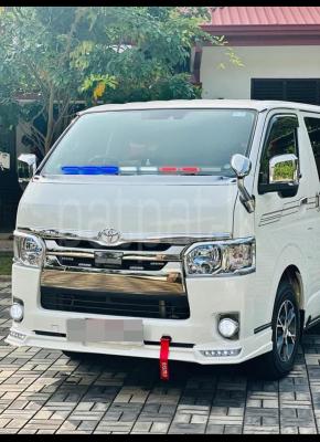 Toyota Hiace 2018 - பயன்படுத்தப்பட்டது வேன் sale in Sri Lanka - patpat.lk