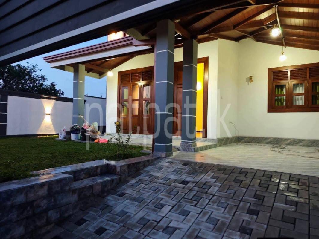 House for Sale in Colombo Fort (Colombo 01)
