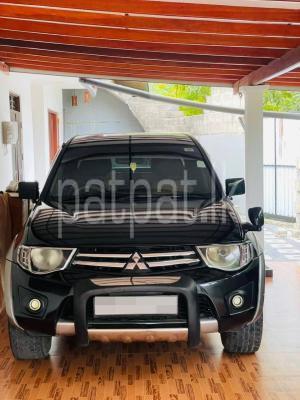 Mitsubishi L200 2011