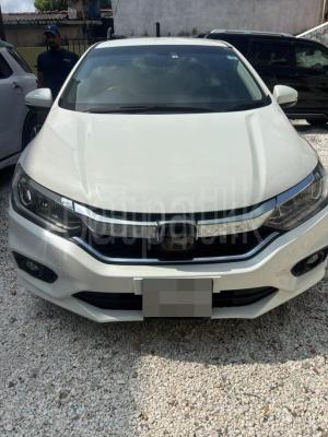 Honda Grace 2018 - භාවිතා කරන ලද කාර් sale in Sri Lanka - patpat.lk