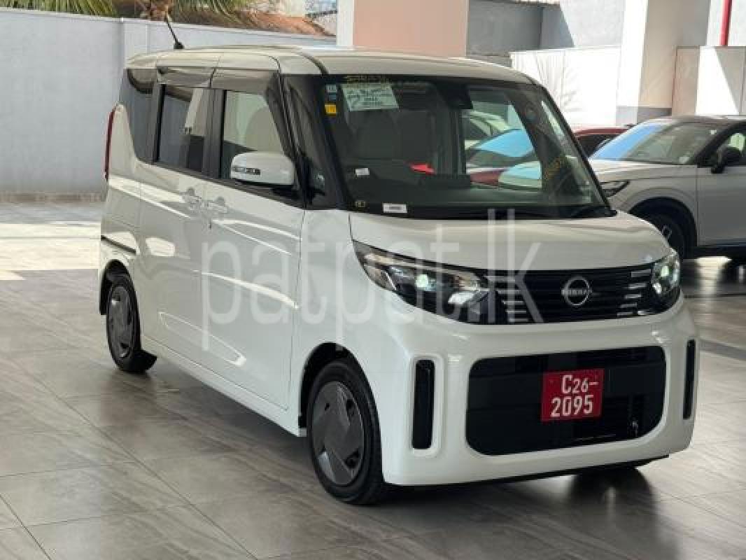 Nissan Roox 2024 -  කාර් sale in Sri Lanka - patpat.lk