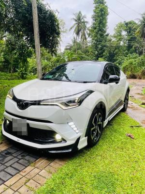 Toyota CHR 2017 - Used SUV sale in Sri Lanka - patpat.lk