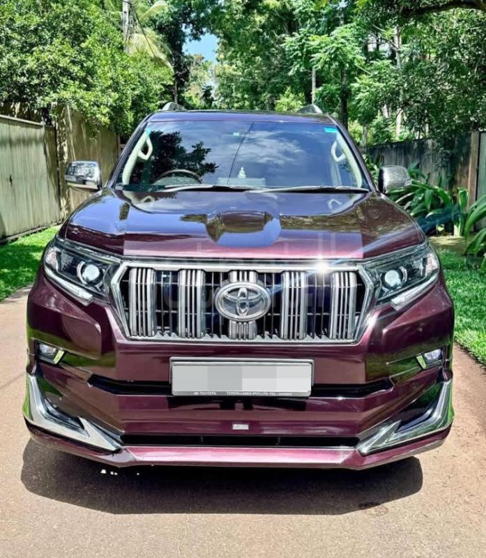 Toyota Land Cruiser 2011 - භාවිතා කරන ලද SUV රථය sale in Sri Lanka - patpat.lk