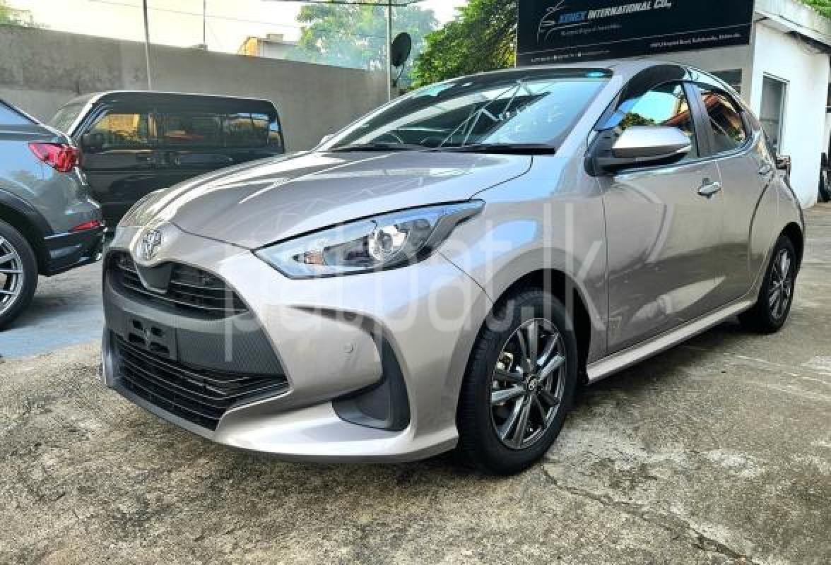 Toyota Yaris 2023 -  Car sale in Sri Lanka - patpat.lk