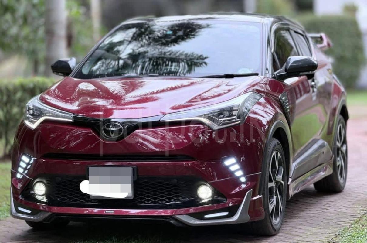 Toyota CHR 2018 - பயன்படுத்தப்பட்டது SUV sale in Sri Lanka - patpat.lk