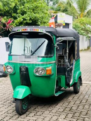 Bajaj 4 stroke 2011 - Used Three wheeler sale in Sri Lanka - patpat.lk
